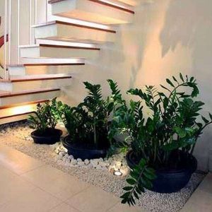 DIY Stone Decoration around the Planter